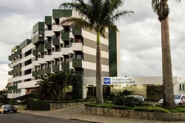 هتل Livramento Palace