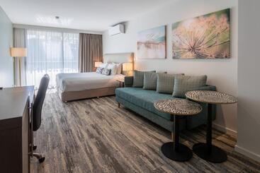 Narrabeen Sands Hotel By Nightcap Plus - Narrabeen