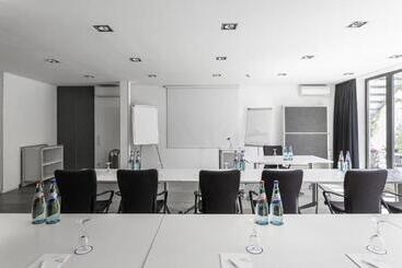 Pearl Design Hotel   Frankfurt City