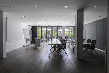 Pearl Design Hotel   Frankfurt City