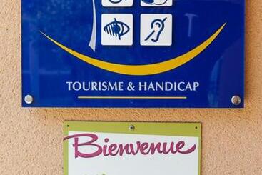 هتل Suite Home Apt Luberon