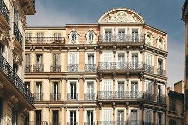هتل Saint Louis – Vieux Port