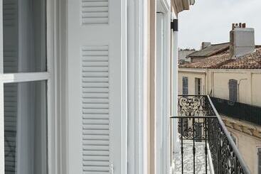 هتل Saint Louis – Vieux Port