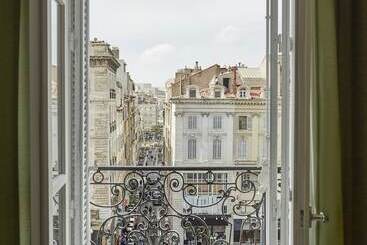 هتل Saint Louis – Vieux Port