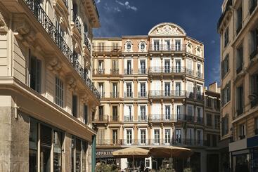 هتل Saint Louis – Vieux Port