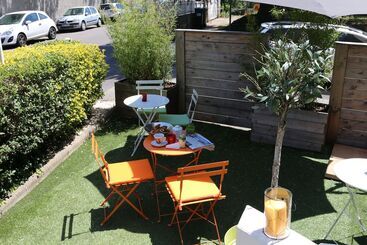 هتل The Originals City, Hôtel Dau Ly, Lyon Est