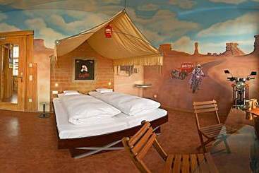 V8 Hotel Classic Motorworld Region Stuttgart