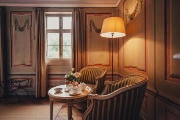 هتل Villa Sorgenfrei & Restaurant Atelier Sanssouci