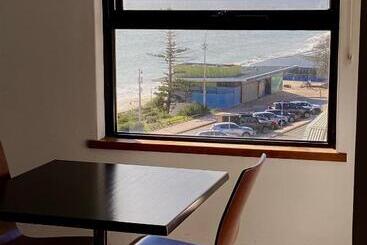 Ocean Beach Hotel