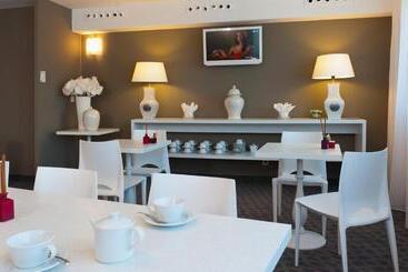 Ténéo Apparthotel Talence
