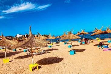 هتل Arapya Resort