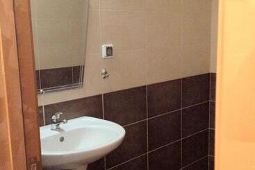 پانسیون Elite Apartments Is Located In The Old Town Of Pomorie