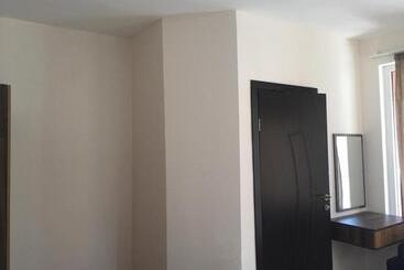 پانسیون Elite Apartments Is Located In The Old Town Of Pomorie