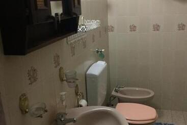 پانسیون Guest House Vila Eli