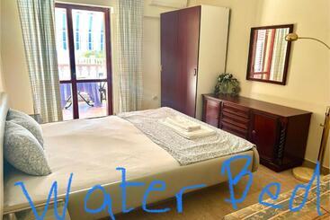 پانسیون Guest House Vila Eli