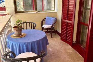 پانسیون Guest House Vila Eli