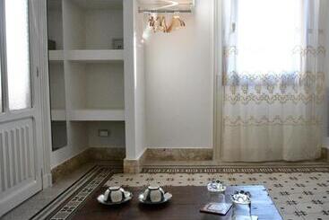 تختخواب و صبحانه Domus Aleria Deluxe Rooms