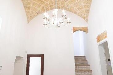 住宿加早餐  Palazzo Alma Luxury Rooms