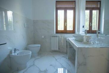 تختخواب و صبحانه Palazzo Del Miglio