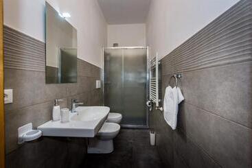 تختخواب و صبحانه Villa Michelangelo
