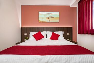 هتل Dipladenia Garden Country Resort