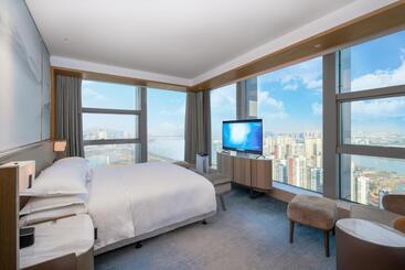 هتل Four Points By Sheraton Wuhan, Jiangxia