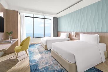 هتل Holiday Inn Resort Ho Tram Beach, An Ihg