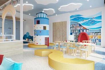 هتل Holiday Inn Resort Ho Tram Beach, An Ihg