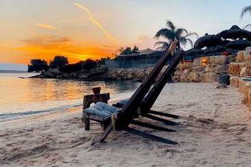בית מלון כפרי Serenita Beach
