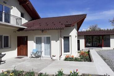 پانسیون Casa Anna