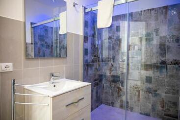 White Apartments & Spa