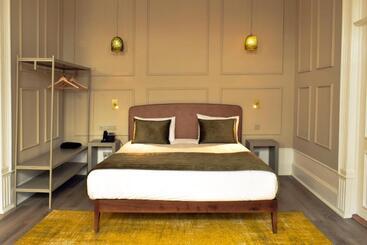 تختخواب و صبحانه Arte Nova Guesthouse