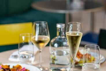 هتل The Florian Amsterdam Airport