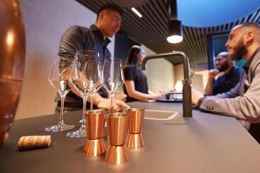 هتل The Florian Amsterdam Airport