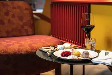 هتل The Florian Amsterdam Airport