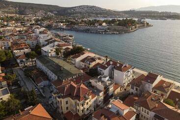 Lİmon Otel FoÇa
