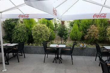 پانسیون Boutique Guest Houseruvan