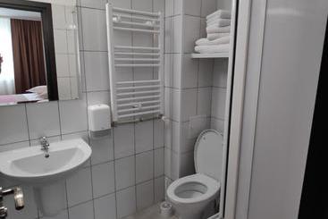 Hostel Caliman