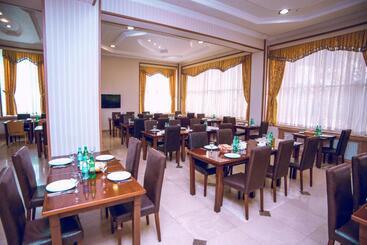 هتل Grand Nakhchivan