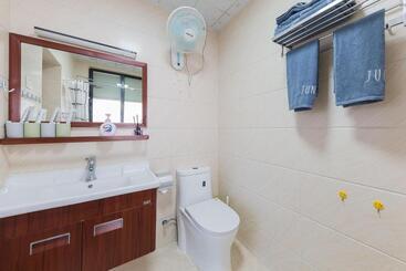 هتل Haikou Xiuying · Grand Shopping Center