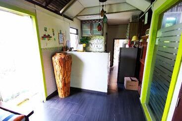 호텔 Oyo 90038 Dalyla Inn Chalet