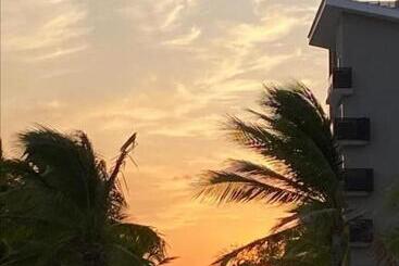 هتل Playa Caracol Residences