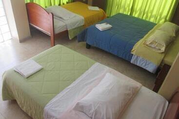 هتل Villa Santa Ana