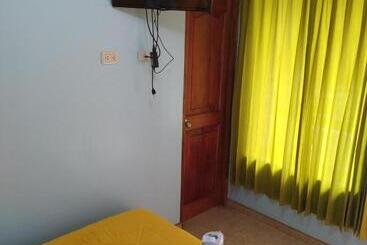 هتل Villa Santa Ana