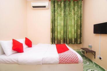 Oyo 1224 Hotel Hajah Rohayah