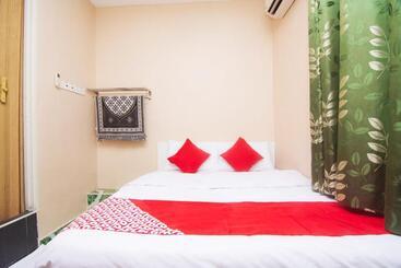 Oyo 1224 Hotel Hajah Rohayah