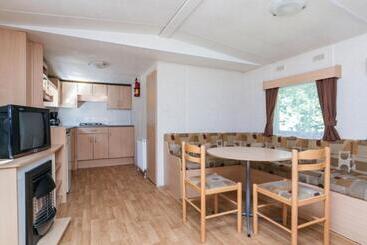استراحتگاه Hh Laambeek Mobile Home