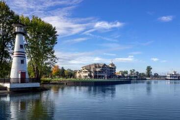Chautauqua Harbor Hotel   Jamestown