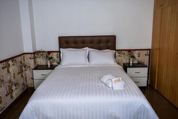 هتل Costa Riviera