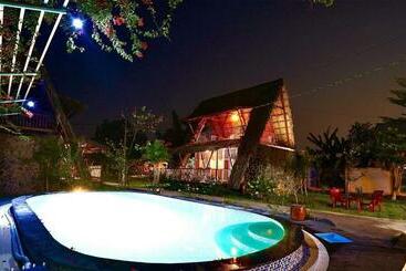 هتل Mekong Delta Ricefield Lodge